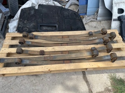 Ресора задня mercedes sprinter 906 vw crafter a9063203106 фото №1