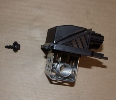 Резистор вентилятор r clio iv,espace v 1.0 фото №1