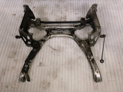 Bmw e60 підрамник 6759462 привід задня фото №1