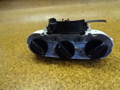 Toyota hilux 07r # панель керування фото №1