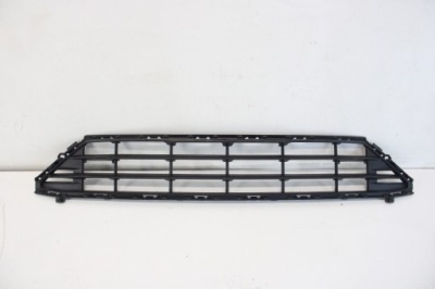 Volvo xc60 ii 2 przed liftem решётка средняя фото №1