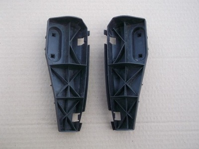 Toyota corolla verso ii направляющая бампера задняя фото №1