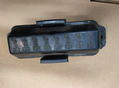 Коробка запобіжників fiat 127 126 uno оригінал fiat фото №1