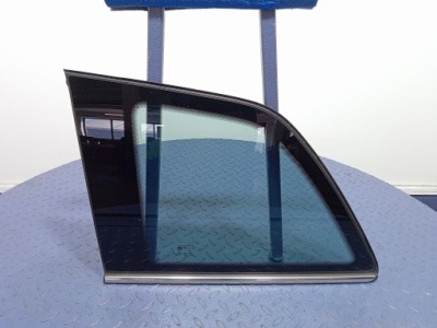 Opel zafira b скло кузовна задня ліва задня фото №1