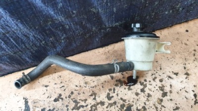 Mazda tribute i 2.3 16v бачок підсилювача фото №1