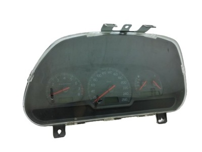 Volvo v40 приборная панель счетчик 8601702 фото №1