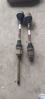 Приводной вал левая bmw x3 f25 7598027 фото №1