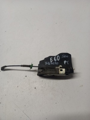 Замок двері правий задня bmw e60 7167070 фото №1