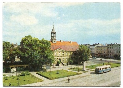 KĘPNO :: Rynek : stary autobus