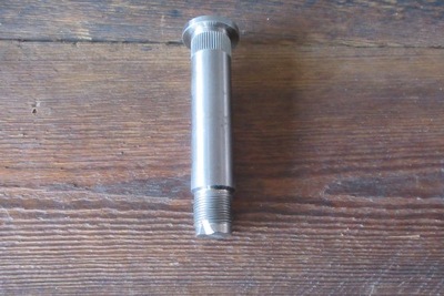 Citroen berlingo шкворень задний балка фото №1