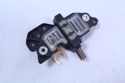 Регулятор напруги mercedes a0001543805 фото №1