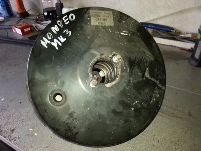 Ford mondeo mk3 - підсилювач гальм 1s712b195db фото №1