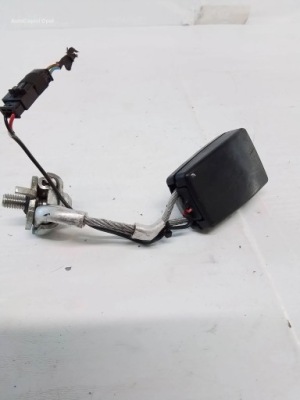 Bmw 5 f10 кліпса поперечина лівий задній 7243273 фото №1