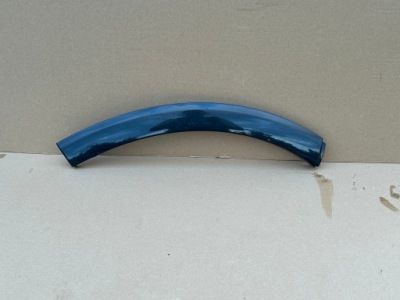 Audi q4 sportback e-tron ліва молдинг крила перед передня фото №1