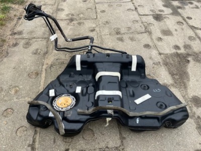 Idealny kpl. бак пального mercedes w223 350d 400d 1 фото №1