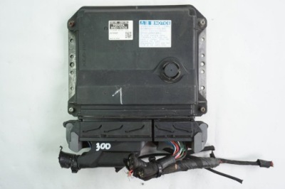 Бортовой компьютер блок управления двигателя toytoa prius 89661-47620 фото №1