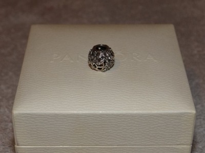 Pandora CHARMS stokrotki srebro 925