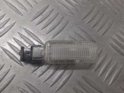 Лампа освітлення кабіни салону audi a6 c6 fl 2.0 tdi 8d094741b фото №1