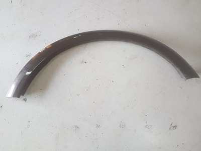 Volvo c30 06-10r молдинг крила ліва задня фото №1