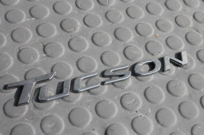 Значок эмблема надпись крышки багажника задняя hyundai tucson ii iii 15-20 фото №1