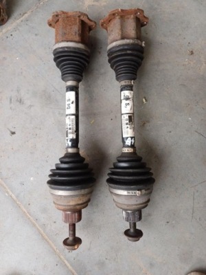 Приводной вал audi q5 quattro 2.0 tdi 2011r 8r0407271c фото №1