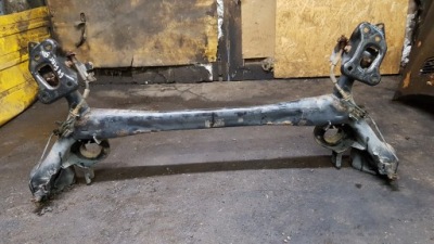 Балка підвіска задній fiat 500 l фото №1