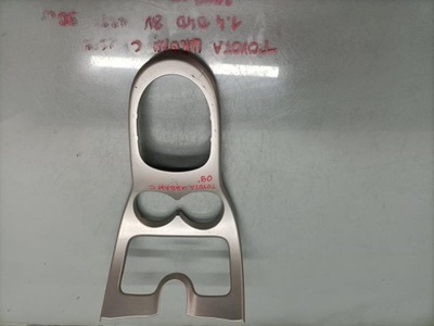 Рамка защита переключения передач toyota urban cruiser фото №1