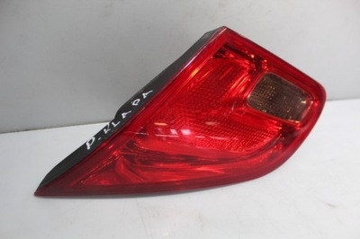 Лампа права задня w кришка багажника opel astra j фото №1