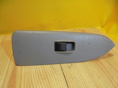 Переключатель стекло правый перед mazda premacy фото №1