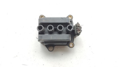 Renault clio modus катушка зажигания 0040100325 фото №1