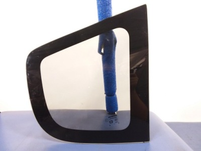 Honda jazz lift стекло кузовная правая задняя фото №1