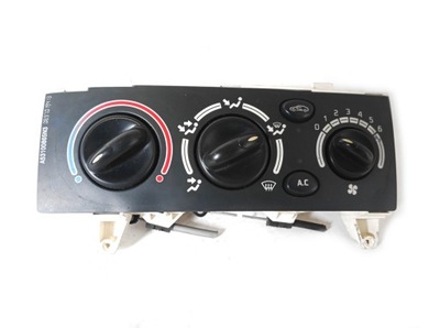 Панель кондиционера renault оригинальный номер 651947u фото №1