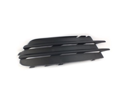 Решітка бампера заглушка vw scirocco права фото №1