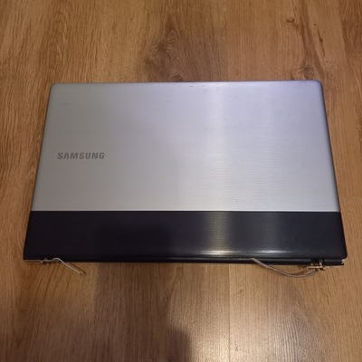 Samsung NP300E7A-S01PL 17,3 " Intel Core i3