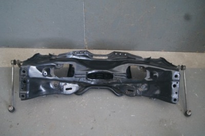 Subaru xv ii crosstrek ii 2.0 підрамник підрамник перед 4x4 фото №1