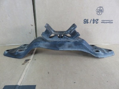 Legacy iv 03-6 подушка нижняя кронштейн aut 137 2.0 b фото №1