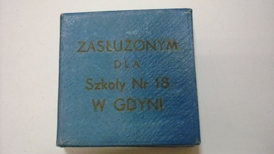 MEDAL GDYNIA zasłużony dla szkoły nr 18