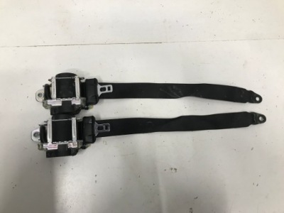 Mercedes w205 купе ремені безпеки перед 2x фото №1