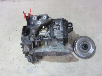 Chrysler pacifica 2017 коробка передач передач 68311996aa фото №1