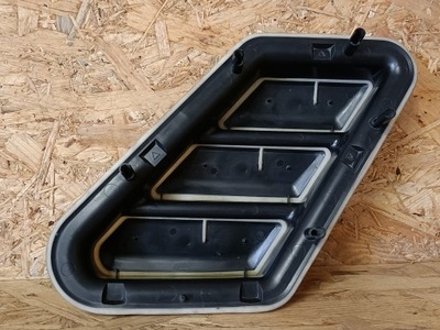 Partner berlingo iii решітка вентиляційна лівий задня фото №1