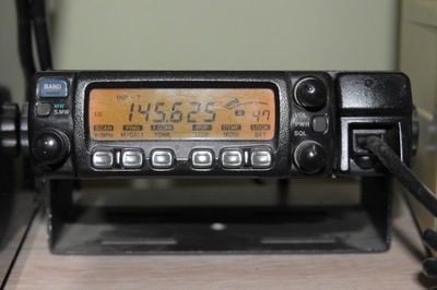 ICOM IC-207H Radiotelefon Transceiver