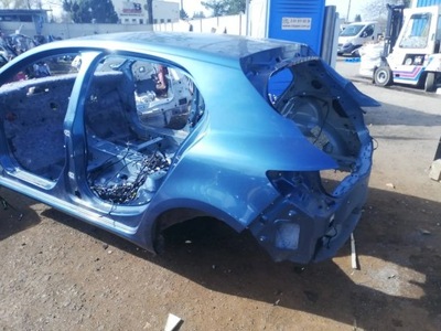 RENAULT MEGANE IV CUARTO PARTE TRASERA PARTE TRASERA IZQUIERDA  