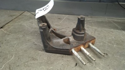 A7622 кронштейн двигателя mitsubishi outlander ii 2.0 tdi bsy фото №1