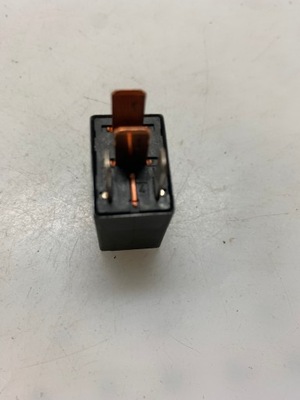 Реле mitsubishi оригинальный номер mb953382 фото №1