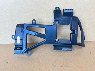 Напрямна бампера правий задня mazda 3 iii фото №1