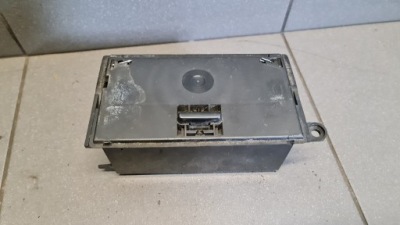 Бардачок туннель audi a8 d2 eu 4d1863075q фото №1