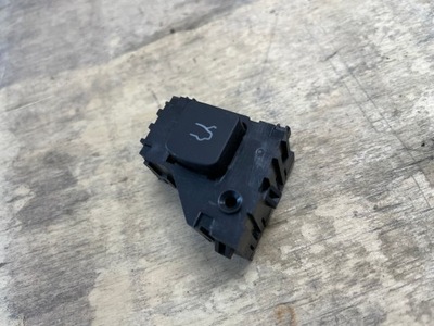 Alfa romeo giulia кнопка открывания крышки фото №1