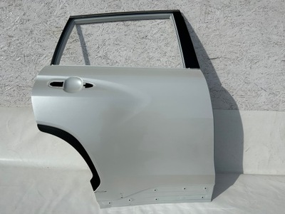 Toyota corolla cross дверь правое задние оригинал фото №1