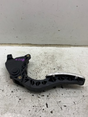 Педаль газу 180020022r renault megane iii coupe 1.6 dci 2012 фото №1