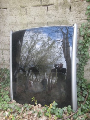 Toyota prius plus крыша пластик панорама фото №1